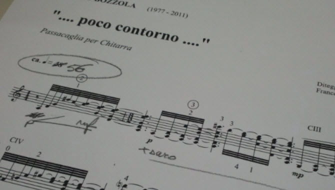 "Poco contorno" di Paolo Bozzola