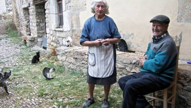 Martin e Sinforosa: due abitanti per un villaggio