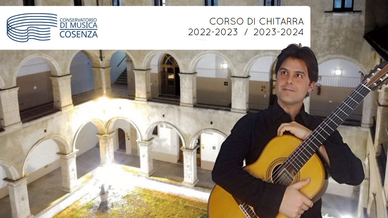 Docente di chitarra al Conservatorio di Cosenza